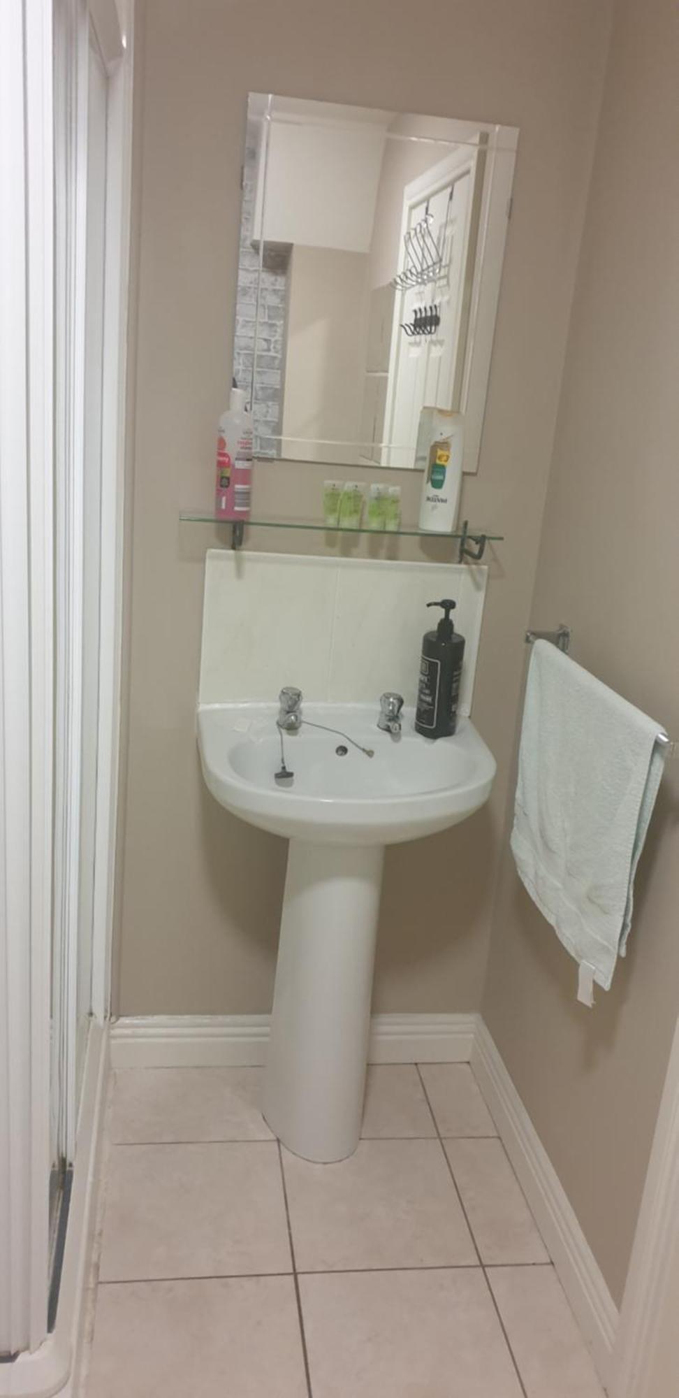 Town Centre Apartment Trim Bagian luar foto